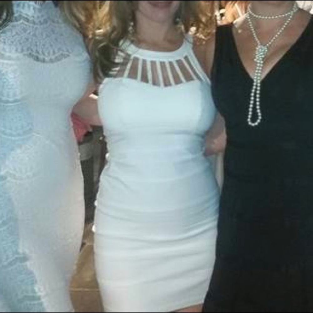 White fitted dress size 4, 6, 8